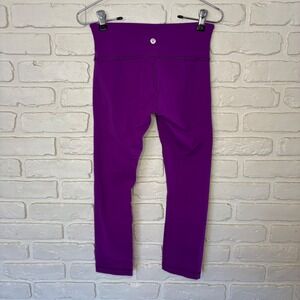 Lululemon Purple Cropped Athletic Legging Women's Size 4